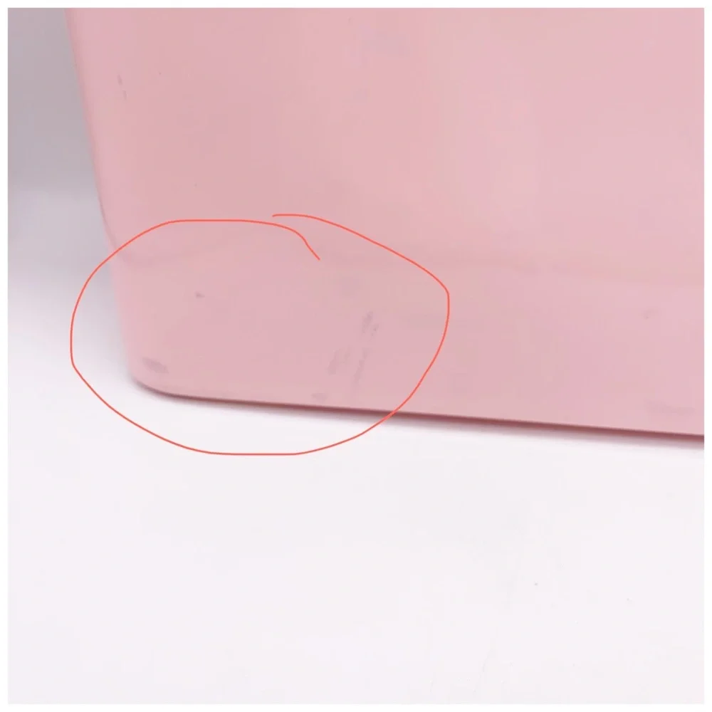 Carmen Sol stylish pink